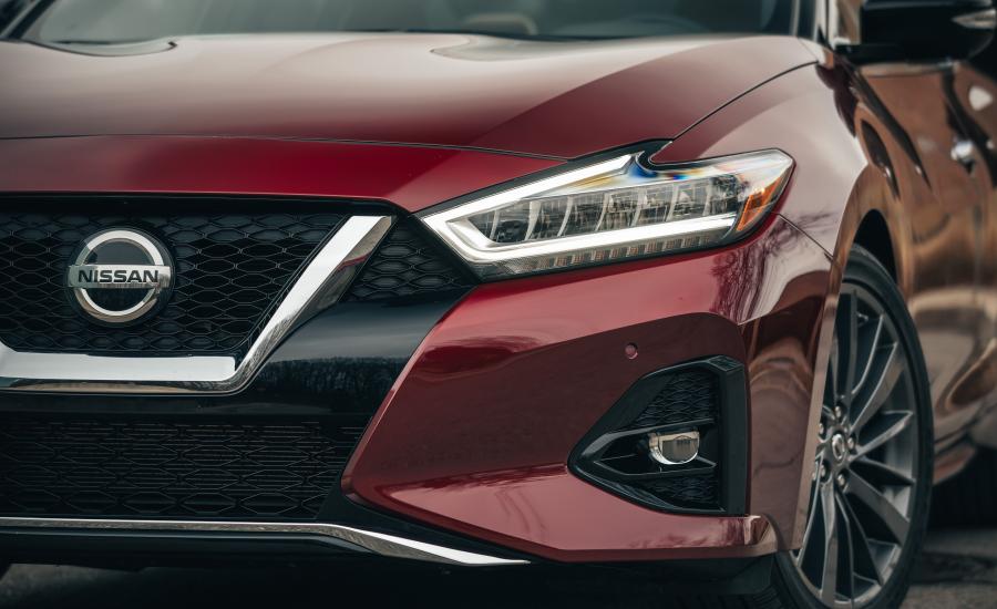 Детали экстерьера Nissan Maxima Platinum 2018 года  (фото 17 из 40)